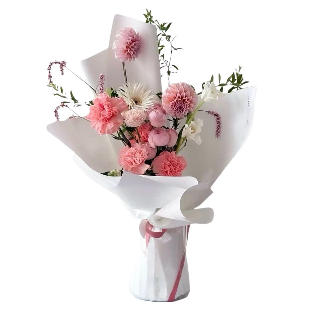 Soft Blush Elegance Bouquet · 柔粉优雅花束