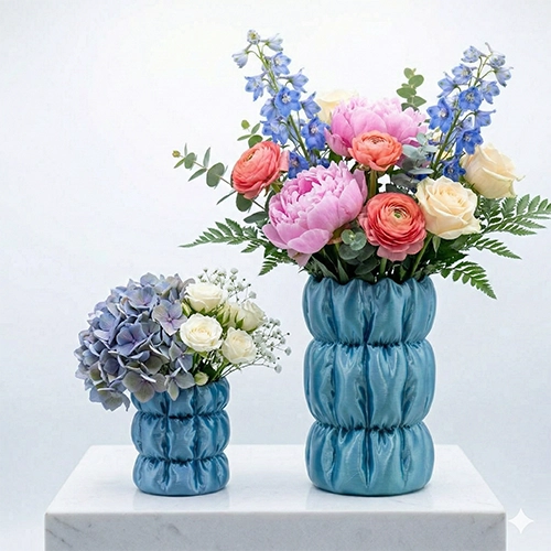 Azure Fluffy Puffer Vase · 蔚蓝河豚瓶