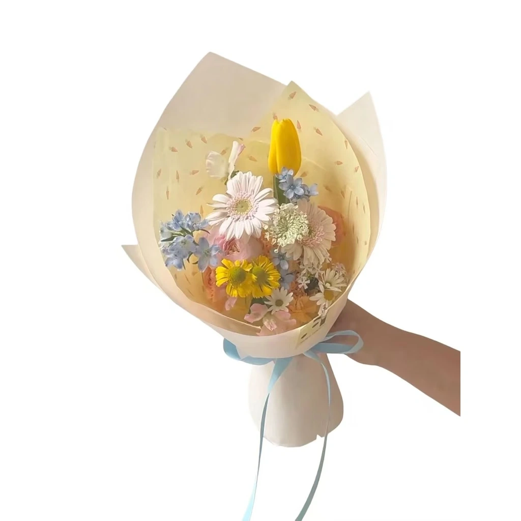 Yellow Tulip Serenity Bouquet · 黄色郁金香宁静花束